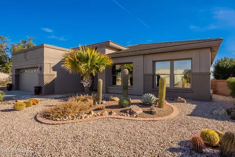 1689 W Mariquita St, Green Valley, AZ 85622