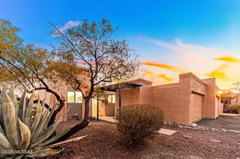 4682 E Via Pimeria Alta, Tucson, AZ 85718