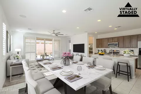 7814 S Crested Spring Dr, Tucson, AZ 85757