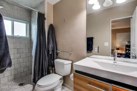 Bath - 858 E Silver St, Tucson, AZ 85719 photo 4 of 4