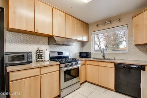 Kitchen - 858 E Silver St, Tucson, AZ 85719 photo 1 of 2