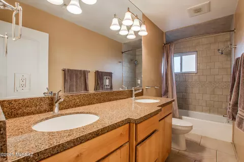 Bath - 858 E Silver St, Tucson, AZ 85719 photo 3 of 4