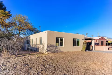 4045 E Santa Barbara Ave, Tucson, AZ 85711