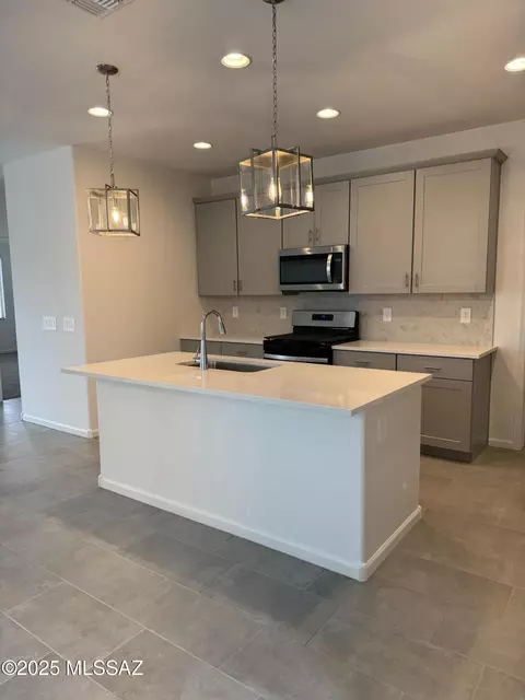 12543 E Remi Dr, Vail, AZ 85641 photo 3