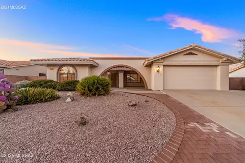 1133 E Haystack Dr, Oro Valley, AZ 85755
