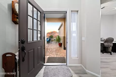 889 E Claridge Pl, Oro Valley, AZ 85755 photo 5