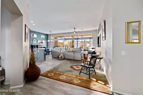 889 E Claridge Pl, Oro Valley, AZ 85755 photo 6