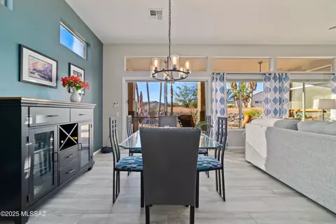 889 E Claridge Pl, Oro Valley, AZ 85755 photo 12