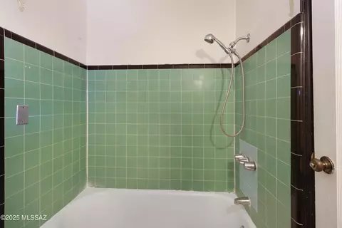 Bath - 3250 E Fairmount St, Tucson, AZ 85716 photo 3 of 7