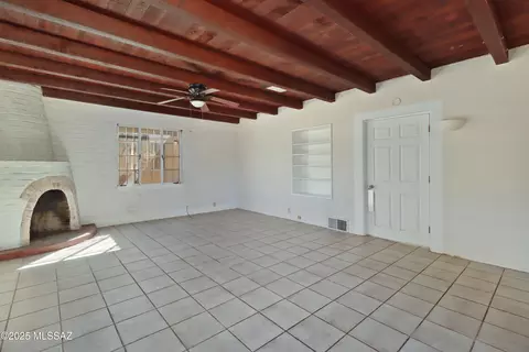 3250 E Fairmount St, Tucson, AZ 85716