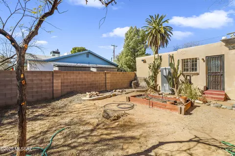 Exterior - 3250 E Fairmount St, Tucson, AZ 85716 photo 6 of 9