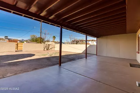 2413 E 24th St, Tucson, AZ 85713 photo 31