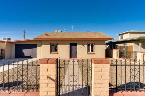2413 E 24th St, Tucson, AZ 85713 photo 2