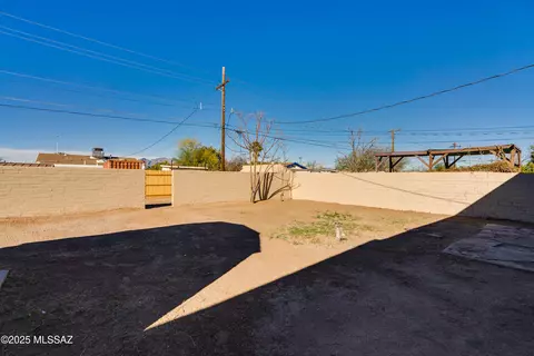 2413 E 24th St, Tucson, AZ 85713 photo 35