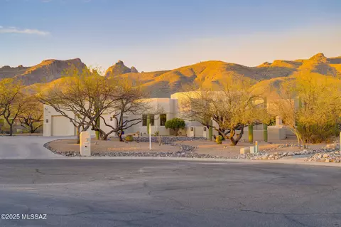 9845 E Veryl Pl, Tucson, AZ 85749