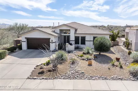 2109 W Gramercy Dr, Green Valley, AZ 85622