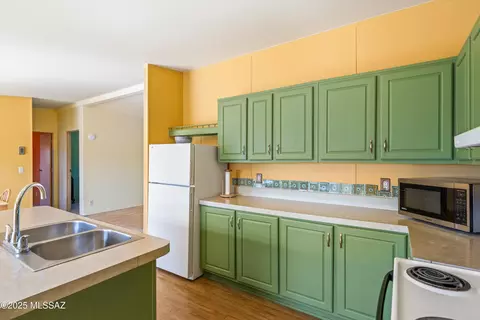 15698 E Colossal Cave Rd, Vail, AZ 85641 photo 13