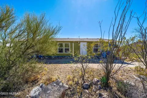 15698 E Colossal Cave Rd, Vail, AZ 85641
