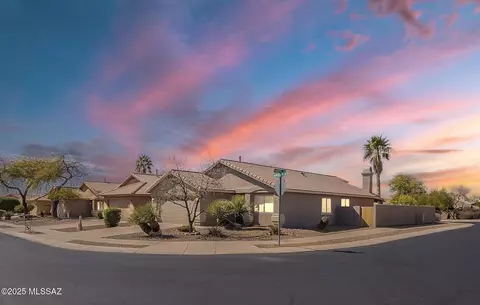 13245 N Hammerstone Ln, Oro Valley, AZ 85755