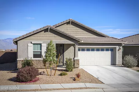 9707 E Crystal Point Trl, Tucson, AZ 85747