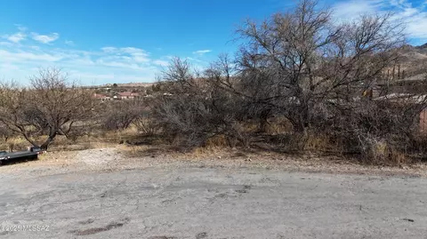 1427 Cena Ct, Rio Rico, AZ 85648