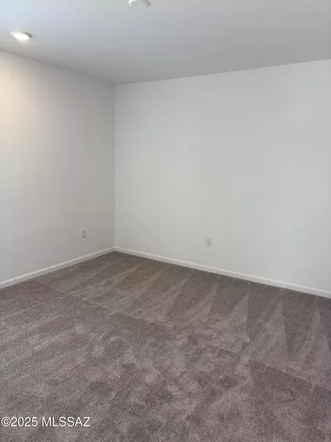 Bedroom - 12842 E Daisy Moore Pl, Vail, AZ 85641 photo 1 of 1