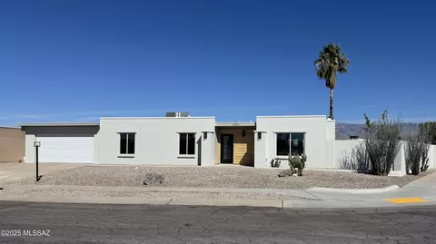9103 E 7th St, Tucson, AZ 85710