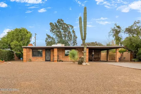 1236 W Schafer Dr, Tucson, AZ 85705