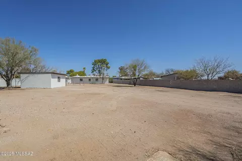 2965 W Christopher Dr, Tucson, AZ 85746 photo 38