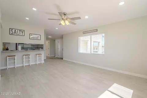 2965 W Christopher Dr, Tucson, AZ 85746 photo 5