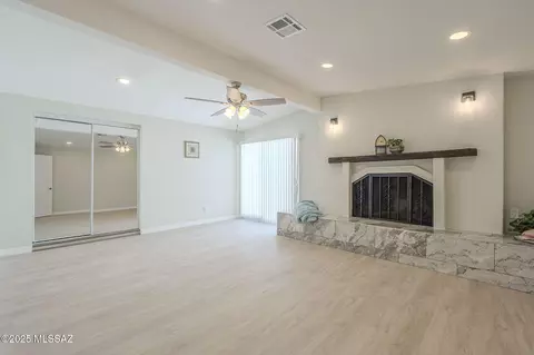2965 W Christopher Dr, Tucson, AZ 85746 photo 16