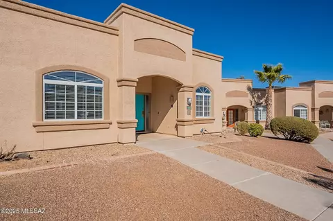 1852 W Demetrie Loop, Green Valley, AZ 85622