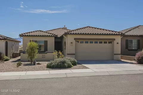 828 Cam Cerro La Silla, Green Valley, AZ 85614