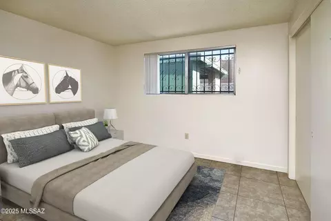 Bedroom - 35 E Pastime Rd, Tucson, AZ 85705 photo 2 of 3