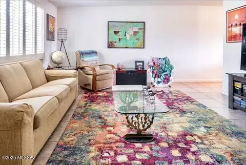 Living - 35 E Pastime Rd, Tucson, AZ 85705 photo 3 of 5