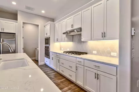 30776 S Sand Hurst Ln, Oracle, AZ 85623