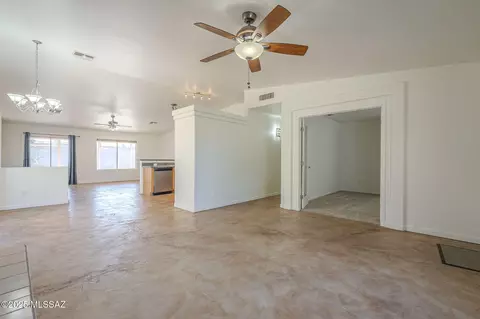 10166 E Rainbow Meadow Dr, Tucson, AZ 85747 photo 8
