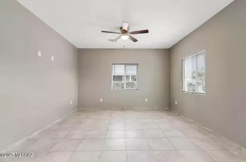 Living - 921 E 36th St, Tucson, AZ 85713 photo 2 of 3