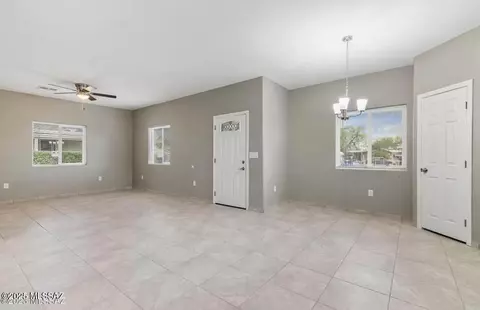 Living - 921 E 36th St, Tucson, AZ 85713 photo 1 of 3