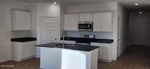 Kitchen - 1186 S Nedra Pl, Vail, AZ 85641 photo 1 of 1