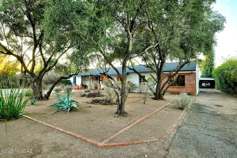Exterior - 3922 E Cooper St, Tucson, AZ 85711 photo 14 of 15