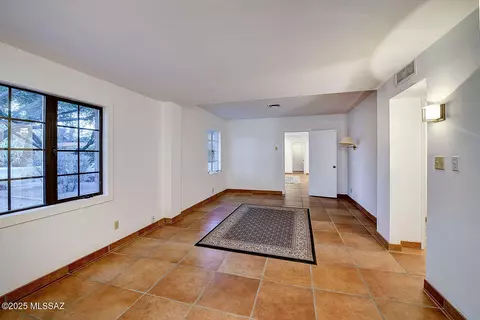 Living - 3922 E Cooper St, Tucson, AZ 85711 photo 7 of 9