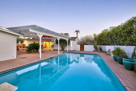 Exterior - 3922 E Cooper St, Tucson, AZ 85711 photo 10 of 15