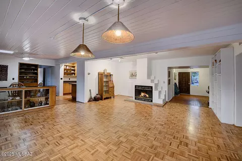 Living - 3922 E Cooper St, Tucson, AZ 85711 photo 1 of 9