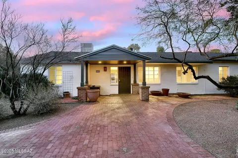 Exterior - 3922 E Cooper St, Tucson, AZ 85711 photo 2 of 15