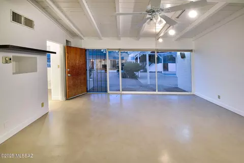 Living - 3922 E Cooper St, Tucson, AZ 85711 photo 8 of 9