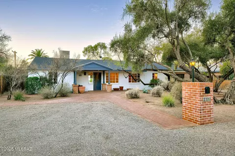 Exterior - 3922 E Cooper St, Tucson, AZ 85711 photo 15 of 15