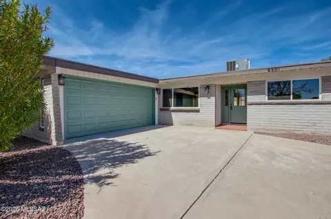 9301 E Creek St, Tucson, AZ 85730