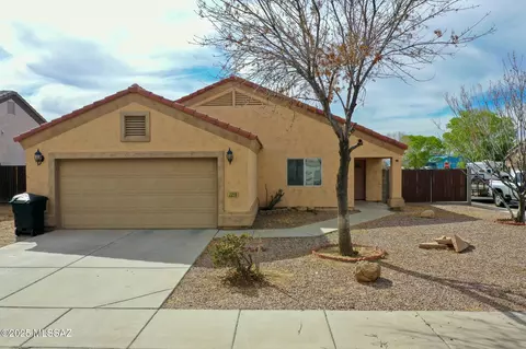 2210 S Lamonica Way, Safford, AZ 85546