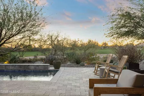 14209 N Hidden Enclave Pl, Oro Valley, AZ 85755